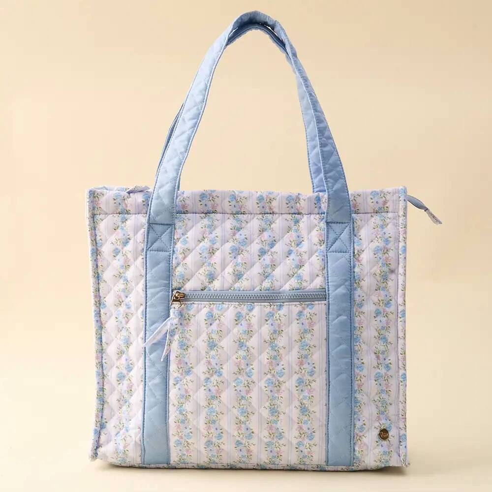 NEW THE DARLING EFFECT darling effect quilted travel tote bags in petal parade b